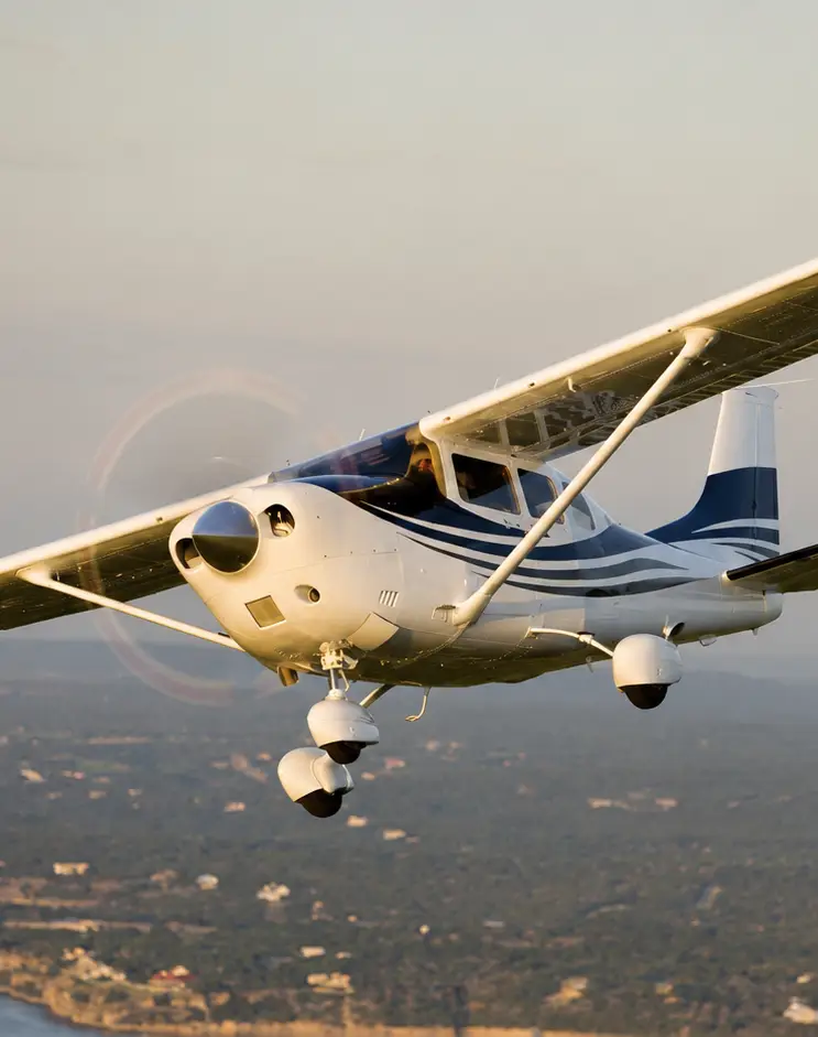 Cessna T206H